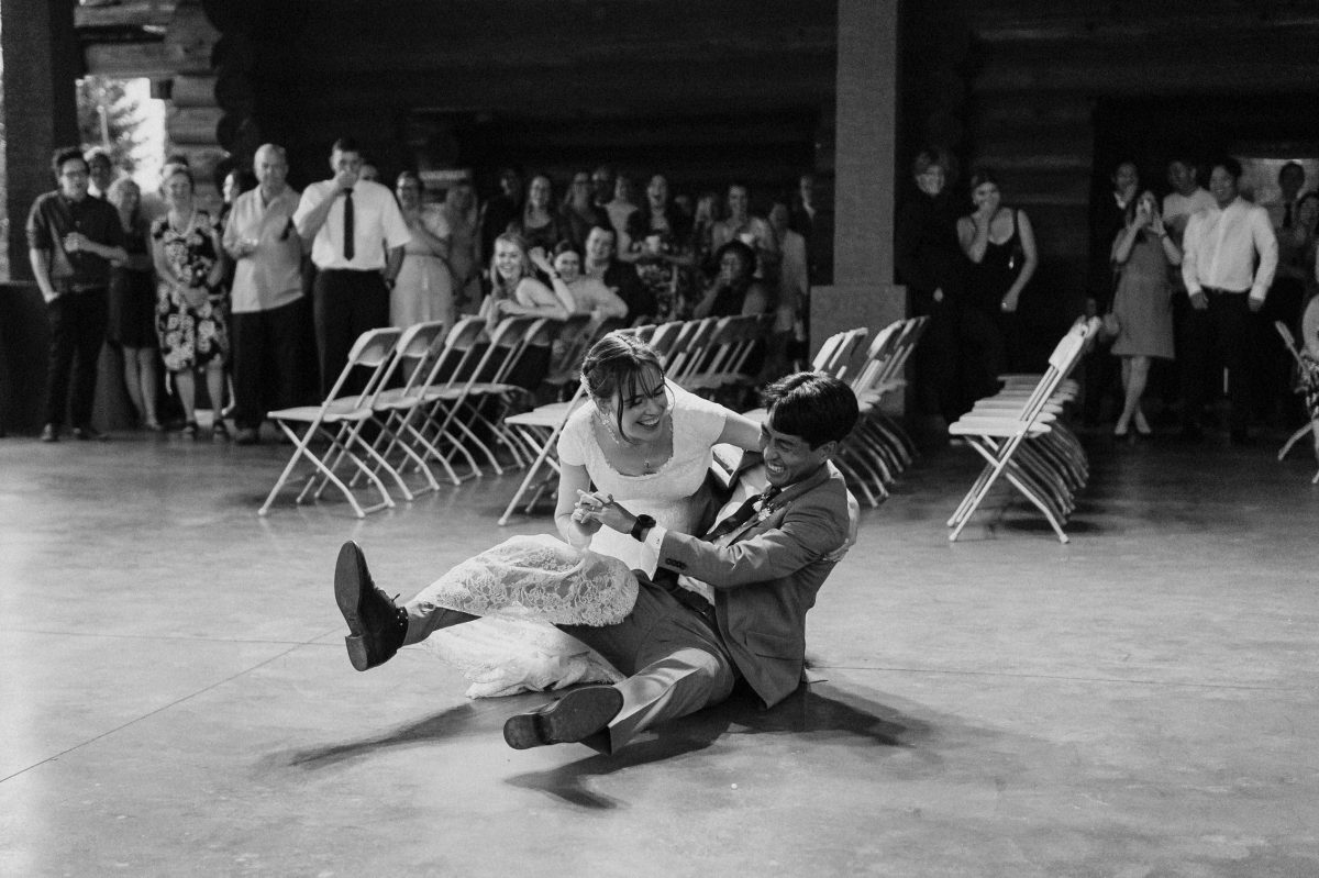 What the heck is documentary wedding&nbsp;photography?